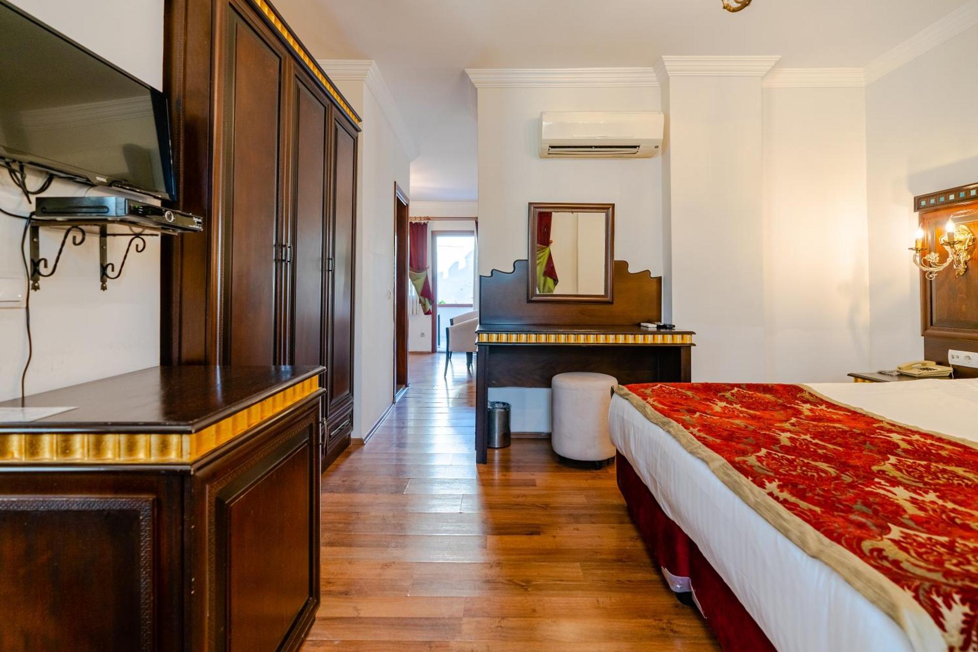 Deluxe Room,1275001201:JPEG