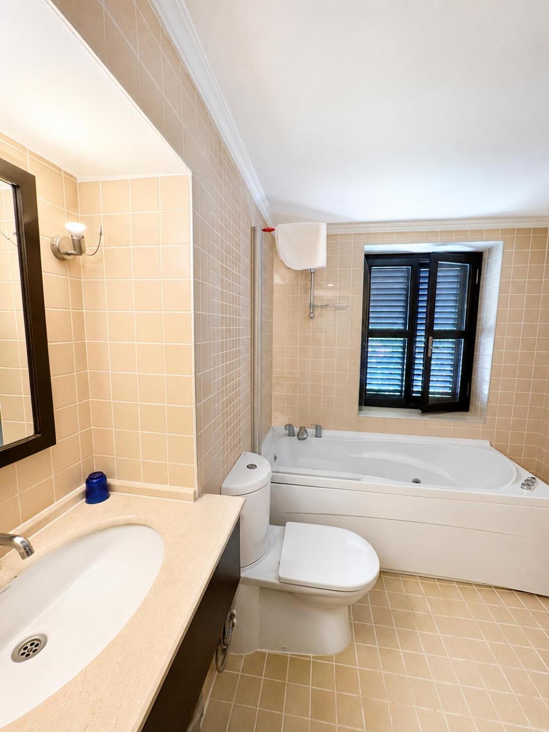 Standard Double Room,1771501926:JPEG