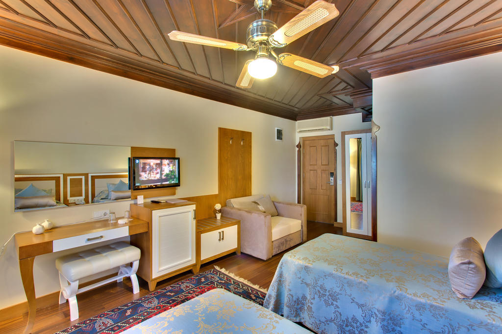 Deluxe Double or Twin Room,248920381:JPEG