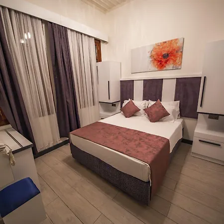 Mia Hotel-2